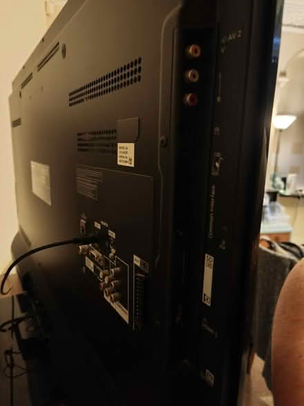 Photo of free Tv 42" Panasonic Viera (RG15RA) #2