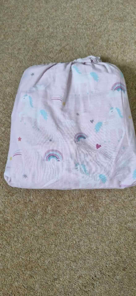 Photo of free Single duvet sets (Knaphill GU21) #2