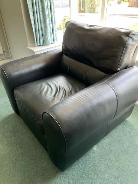 Photo of free Large leather chair (Rearsby LE7) #1