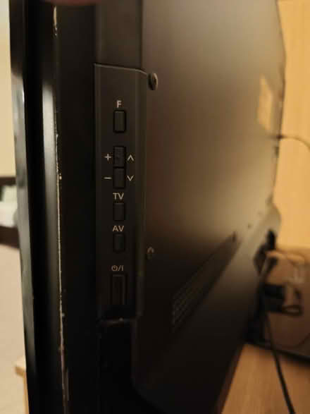 Photo of free Tv 42" Panasonic Viera (RG15RA) #4