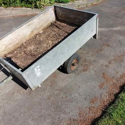 Photo of free Trailer needs repair (Pembridge HR6) #2