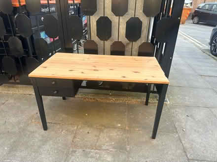 Photo of free Desk (N16) #1