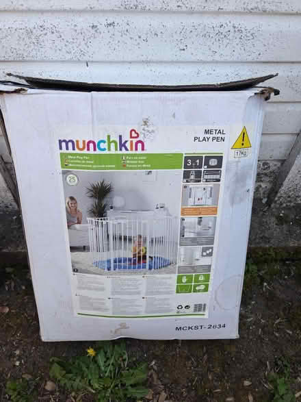 Photo of free Metal play pen (BS4) #1