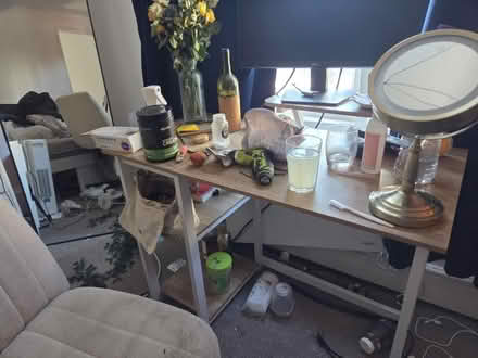 Photo of free Table with a monitor shelf (King's cross road WC1X) #1