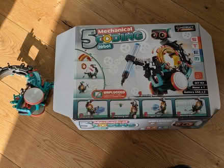 Photo of free Coding robot: unfinished profect (Sydenham) #1