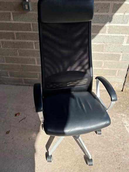 Photo of free Adjustable black leather office chair (Wentnor SY9) #3