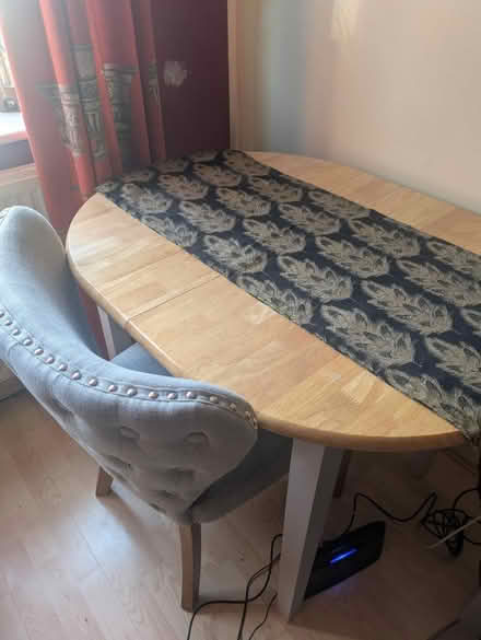 Photo of free Dining table (Twickenham TW2) #4
