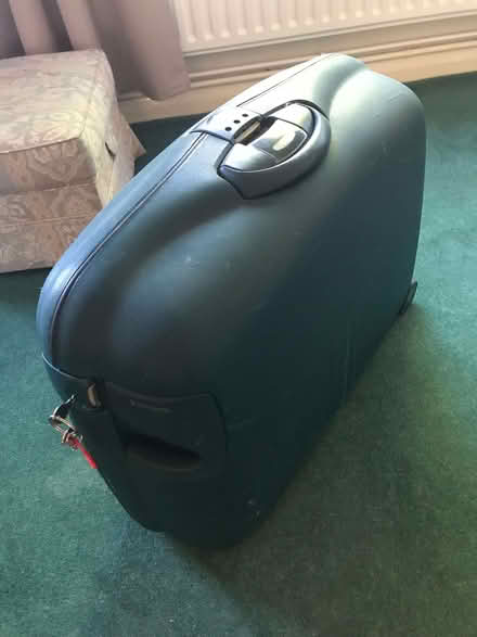 Photo of free Samsonite suitcase (Westerham TN16) #1