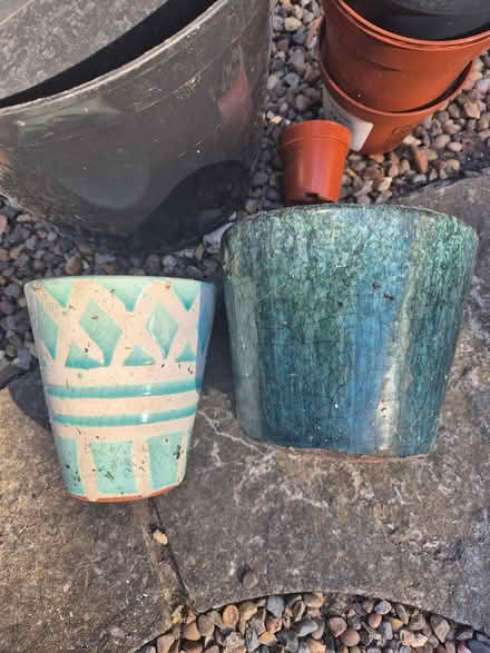 Photo of free Plant pots & 2 x ceramic small pots (Yeadon LS19) #1