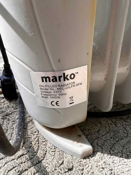 Photo of free oil filled radiator (Lindale LA11) #3