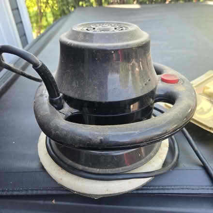 Photo of free Buffer/Polisher (Cloverhill 3/Frederick MD) #1
