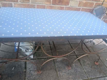 Photo of free Metal Garden Bench (Kilburn Park NW6) #3