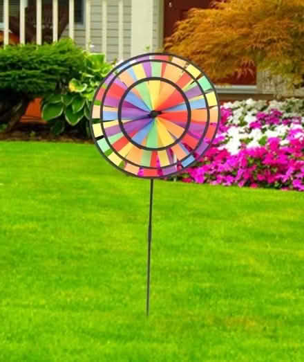 Photo of free Wind spinner, brightly coloured (Frogmore GU17) #3