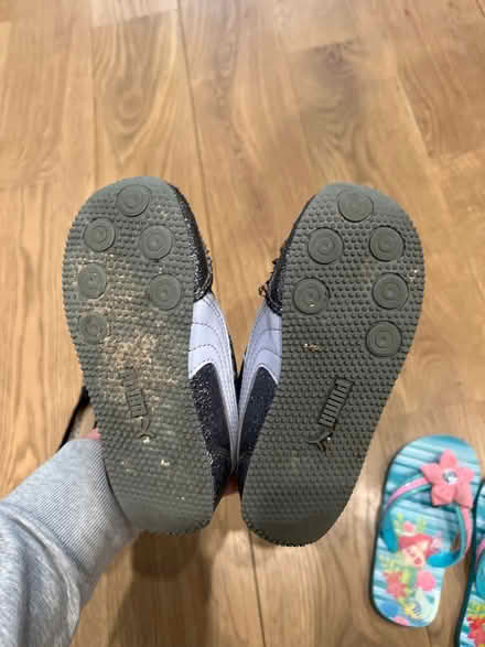 Photo of free 3 pairs size 10 kids shoes (Old Town) #3