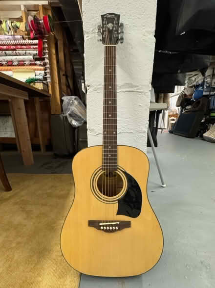 Photo of free Lyon acoustic guitar (NE Vienna) #2
