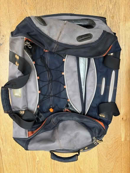 Photo of free Pull along holdall (SE24) #1