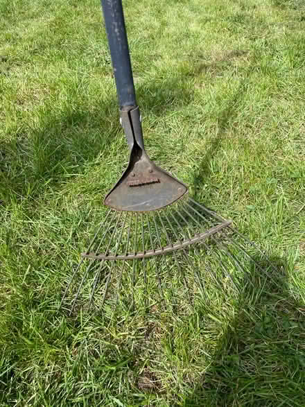 Photo of free Garden rake (Stoneleigh KT17) #2