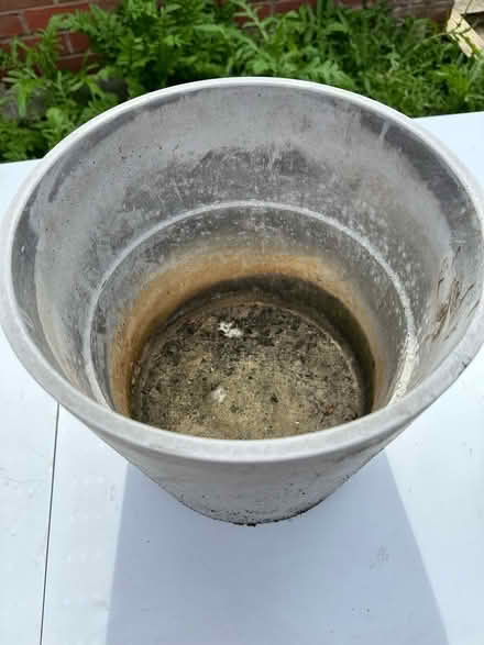 Photo of free Grey ceramic pot (Blaby LE8) #2