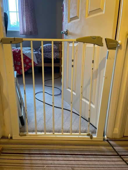 Photo of free Lindam baby gate (Northlands Wood) #1