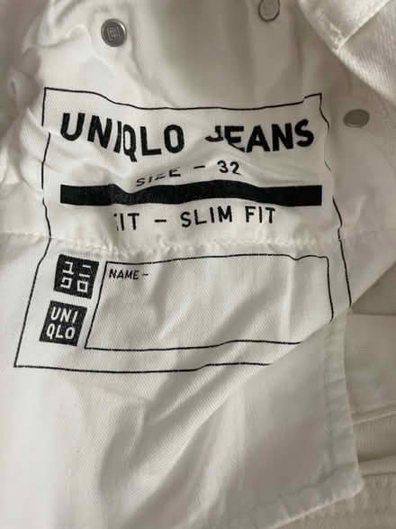 Photo of free White Uniqlo jeans sz 32 (Kennedy/16th in Markham) #3