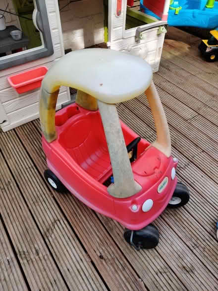 Photo of free Little tikes car (Headington OX3) #1