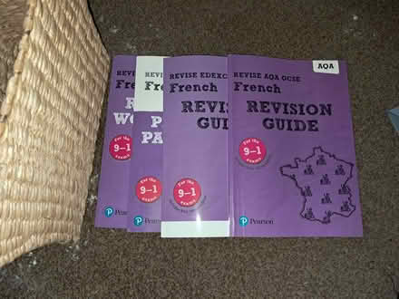 Photo of free French AQA GCSE Revise books x4 (Walkden M28) #1