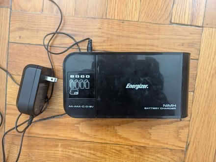 Photo of free Energizer Battery Charger (Qxs Blvd Union Turnpike) #1