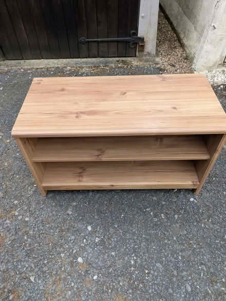 Photo of free Shoe bench (Riverhead TN13) #1