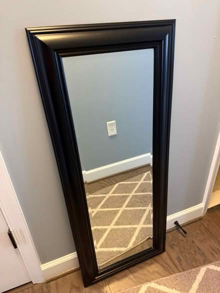 Photo of free Mirror #2 (Arlington) #1