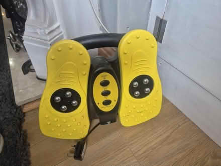 Photo of free Foot massager (CW7) #1