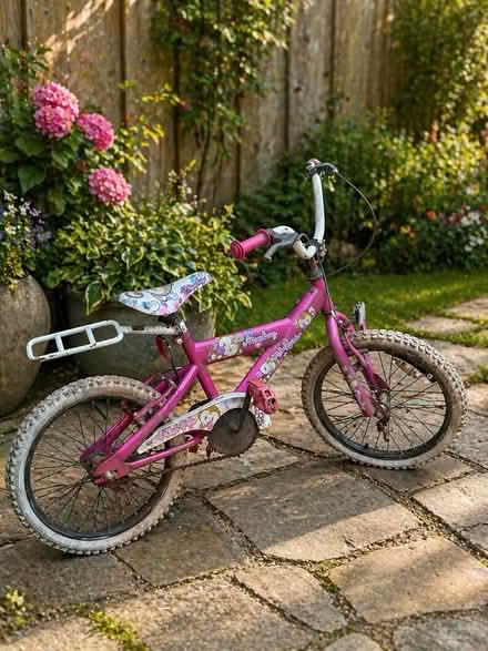 Photo of free Pink kids bike (B24) #1