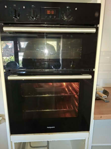 Photo of free Hotpoint double over and grill (Tregrehan Mills PL25) #1