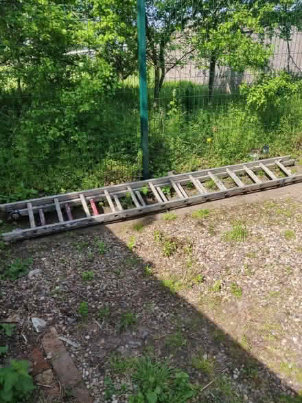 Photo of free Extendable ladders (Solihull B92) #1