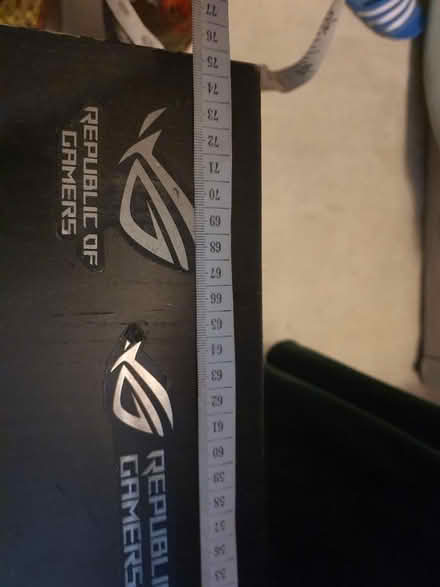 Photo of free Large table, gaming, working (N8 North London) #4