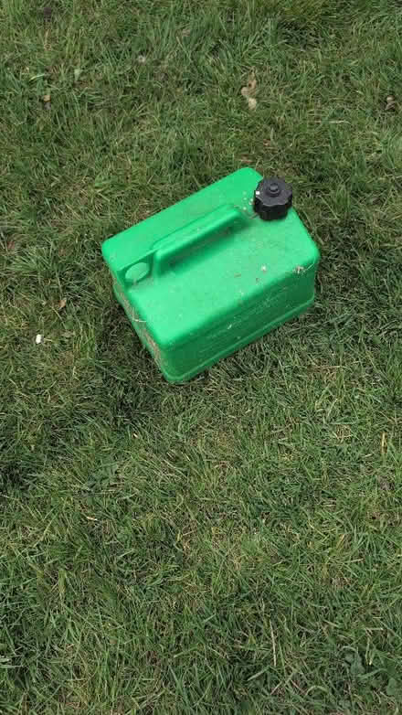 Photo of free Petrol can ideal for petrol lawn mower (Ampthill MK45) #1