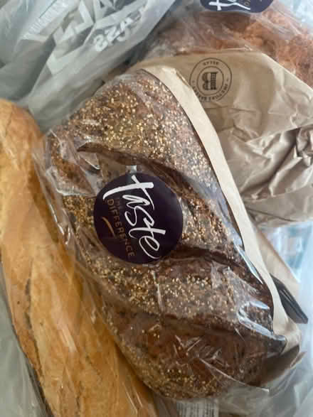 Photo of free bread lots BB 24-26 April (Ashwood Road PR2) #1
