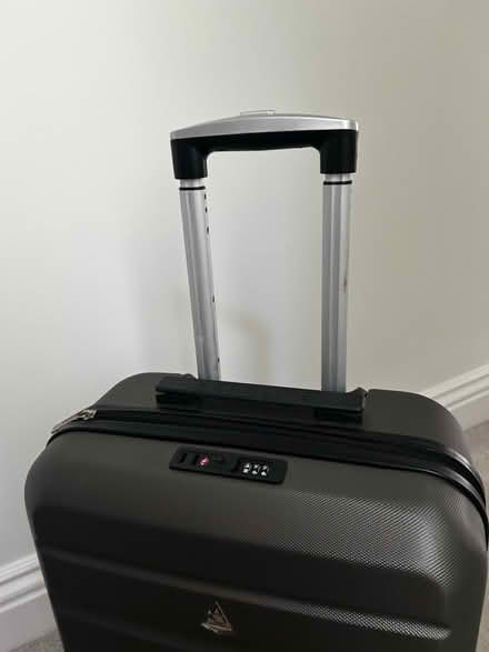 Photo of free Suitcase – handle sticks (Epsom KT19) #4