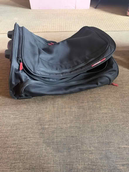 Photo of free Travel case (Bethnal green E1) #4