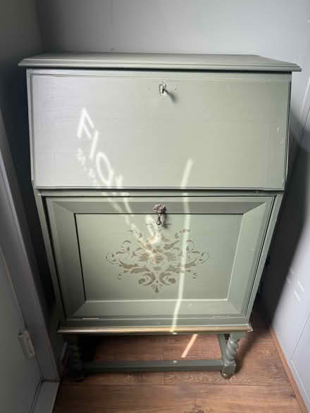 Photo of free Semi-Upcycled Bureau (Westcliff SS0) #1