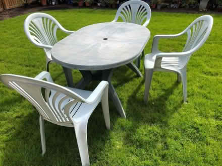 Photo of free Garden table and 4 chairs (GU6) #1