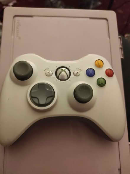 Photo of free Microsoft Games controller (Bermondsey Square SE1) #1