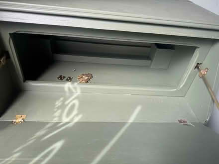 Photo of free Semi-Upcycled Bureau (Westcliff SS0) #4