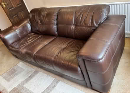 Photo of free 3 + 2 Seater brown leather sofa (Frodingham DN16) #3