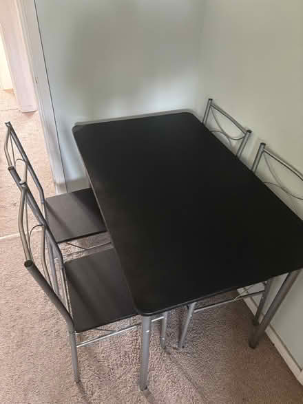 Photo of free 4 Seater Dining Room Table & Chairs (LU7) #1