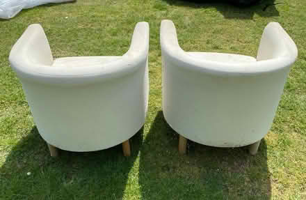 Photo of free 2 tub. Chairs (Norbury) #2