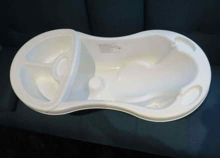 Photo of free Strata Little Star Deluxe Baby Bath (Central Preston PR1) #2