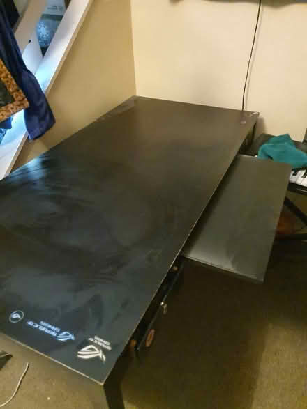 Photo of free Large table, gaming, working (N8 North London) #2