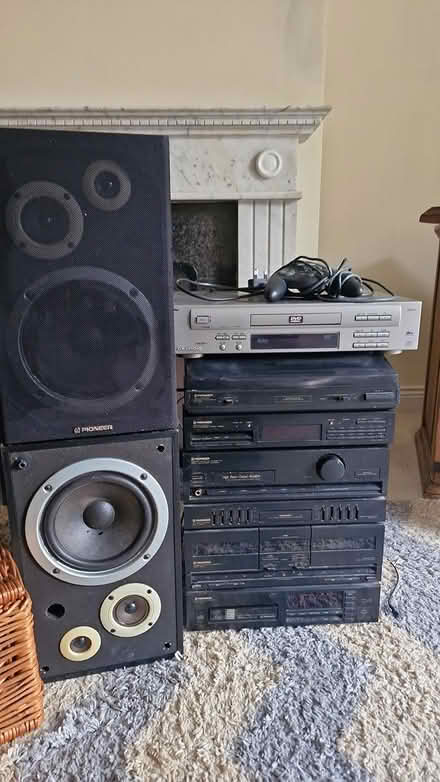 Photo of free Pioner stero and dvd player (Dundrum) #1