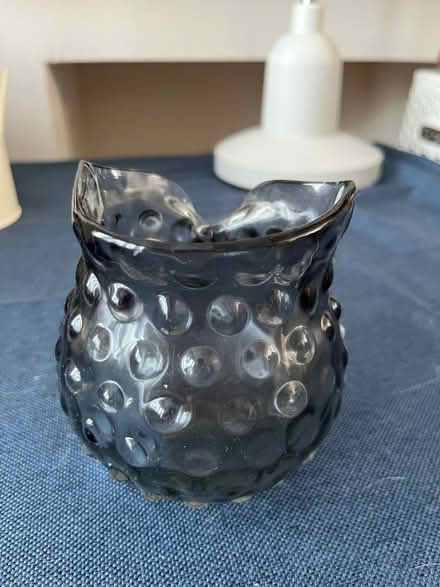 Photo of free Vintage glass owl vase (New Eltham SE9) #3