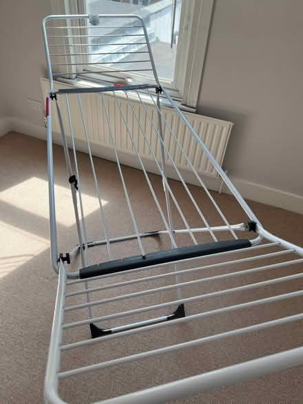 Photo of free Line clothes (E7 0HF) #1